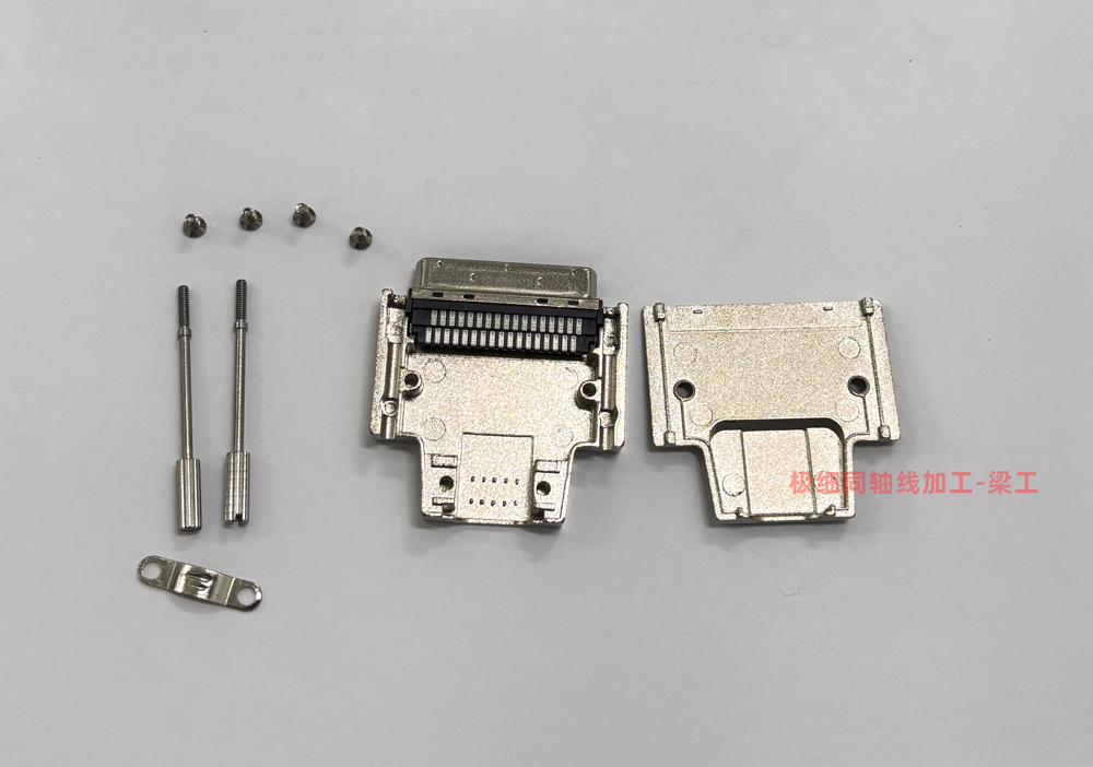 SICI 68P连接器的构成